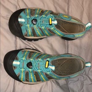 Outdoor sandals